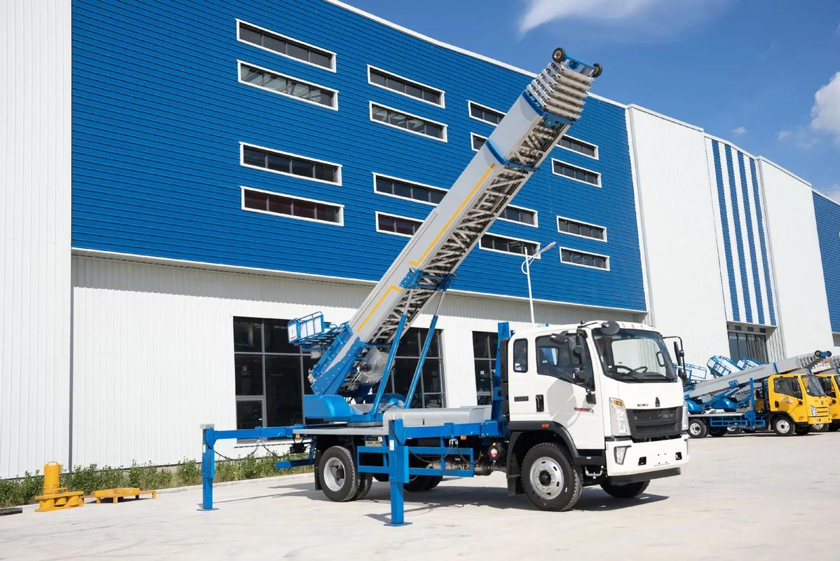 邯郸峰峰矿小型云梯车上料车租赁多少钱