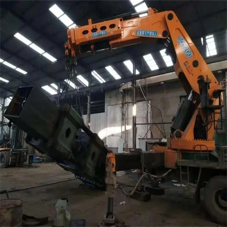 邯郸峰峰矿200吨折臂吊出租